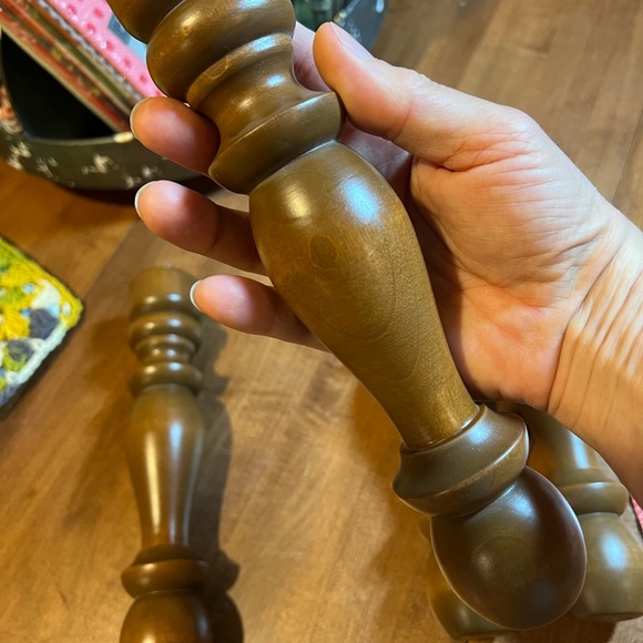 Wood Spindle Legs Set of Four 9.5” x 2” - Picture 4 of 4